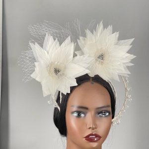 Fascinator 03