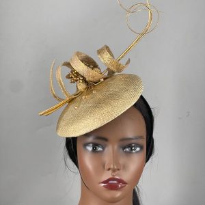 Fascinator 15